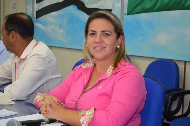 2017427_Carla quer entrega de medicamentos na UBS do São Francisco